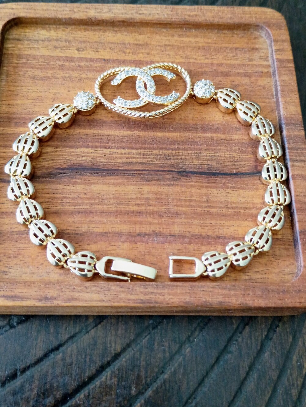 New Gold-Tone Women's Bracelet Double C Logo